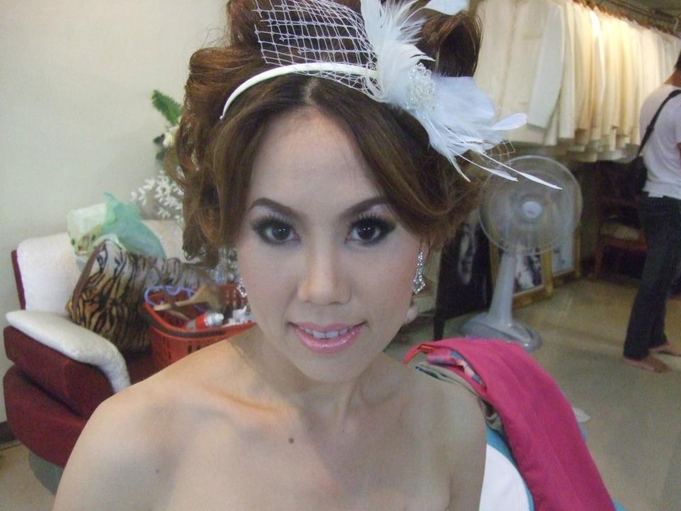 รับแต่งหน้าเจ้าสาว รับปริญญา ถ่ายpre-wedding โดยmake-up artist ผู้มีประสบการณ์กว่า 20 ปี รูปที่ 5