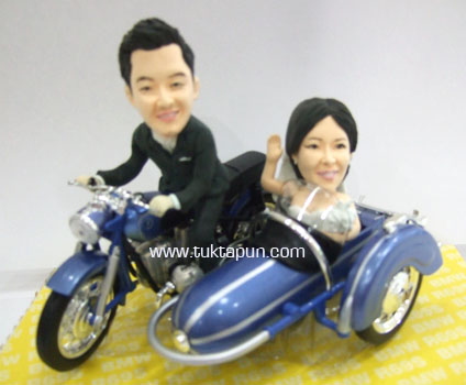ตุ๊กตาปั้น ใช้เป็นของขวัญ วันเกิด,วันแต่งงาน,วันรับปริญญา,คริสมาส,ปีใหม่,วาเลนไทน์,ของที่ระลึก,งานเกษียณเจ้านาย-ลูกน้อง  รูปที่ 4