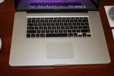 ต้องการขาย Macboob Pro 17 นิ้ว i7 2.2GHz สภาพใหม่ 98% รูปที่ 2