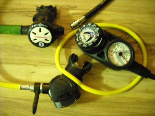 ขายอุปกรณ์ดำน้ำ  BCD และ Regulator มือสองครบชุด  10000 บาท (8) รูปที่ 7