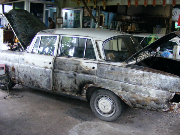 อู่หรั่ง บริการซ่อมเครื่องยนต์ เคาะ พ่นสี ปะผุ รถเก่า รถโบราณ นนทบุรี รูปที่ 1
