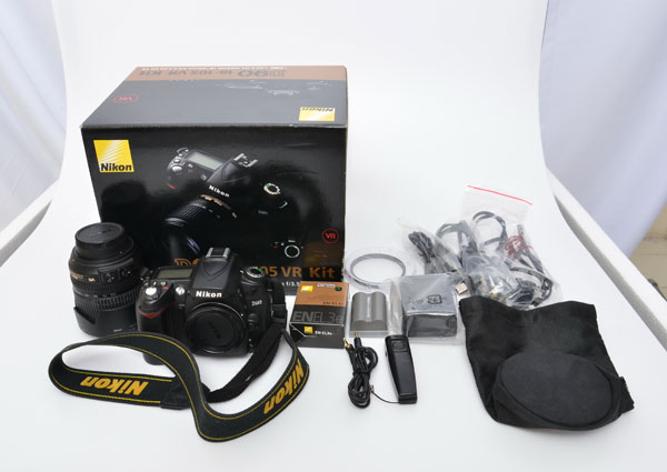 ขายกล้อง Nikon D90 พร้อมเลนส์ 18- 105 VR ยกกล่องครบชุด  รูปที่ 1
