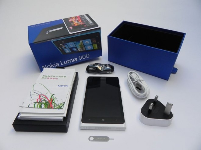 NEW Factory Unlocked Apple iPhone 5 32GB,16GB,64GB,Samsung Galaxy Note II,Blackberry TK Victory,Blackberry Blade Design รูปที่ 5