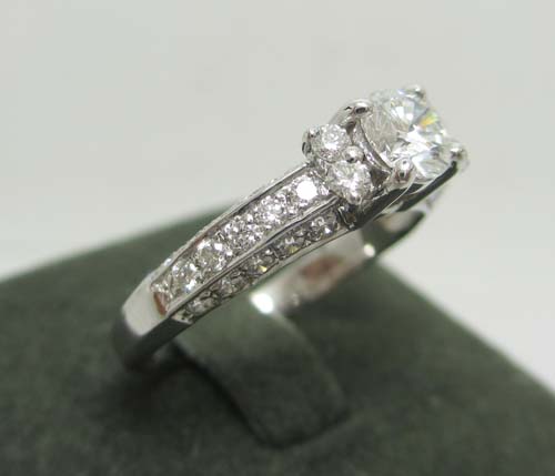 แหวน เพชรเดี่ยว เพชรชู 0.50ct งานทอง18k นน.3.30 g รูปที่ 4