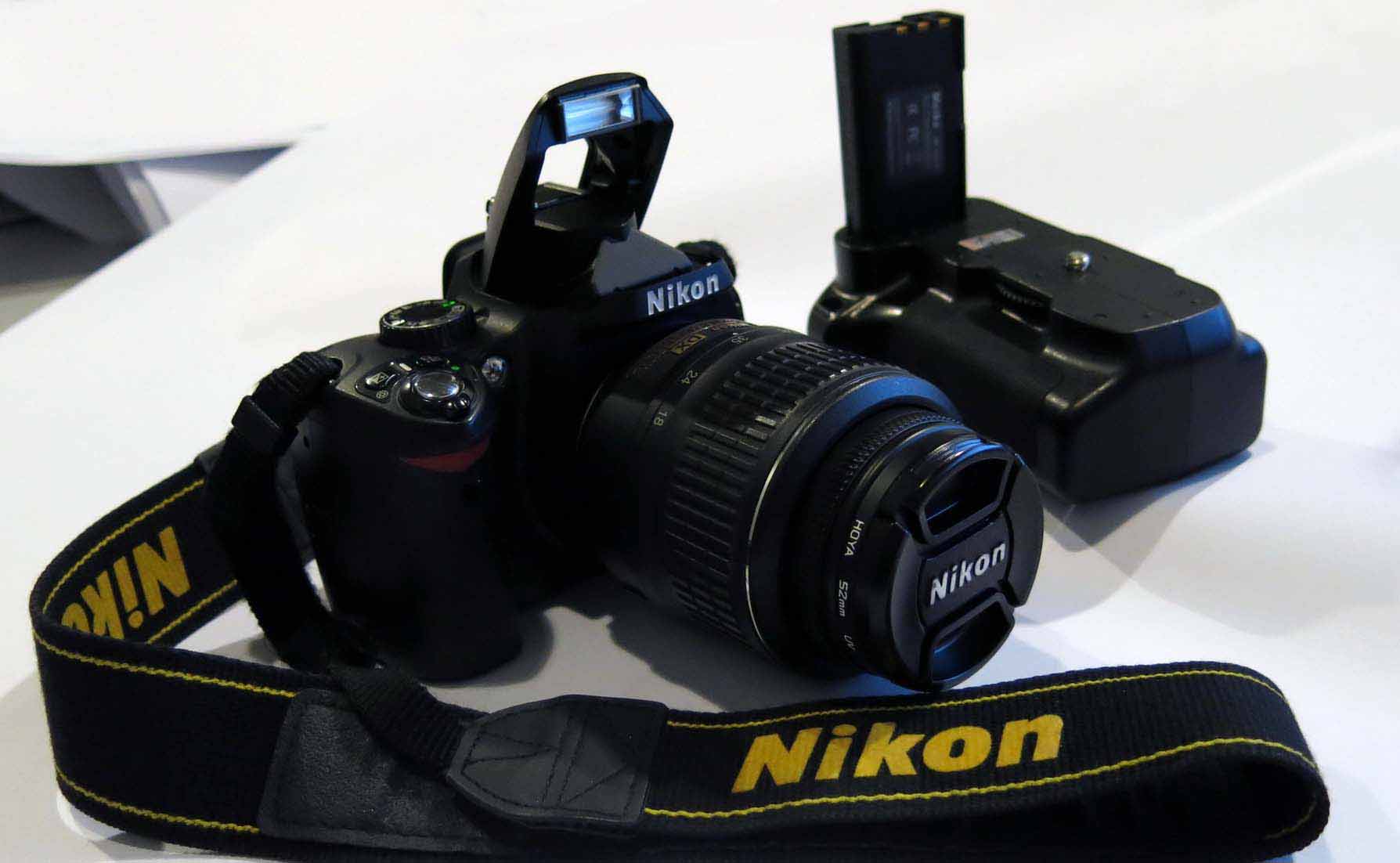 กล้อง Nikon D60 พร้องเลนส์KIT แถมกิฟ แถมการ์ด3อัน แถมกระเป๋ากล้อง แถมที่กรองแฟล็ช อุปกรณ์สายชาร๖ครบชุด เพียง 13000  รูปที่ 1