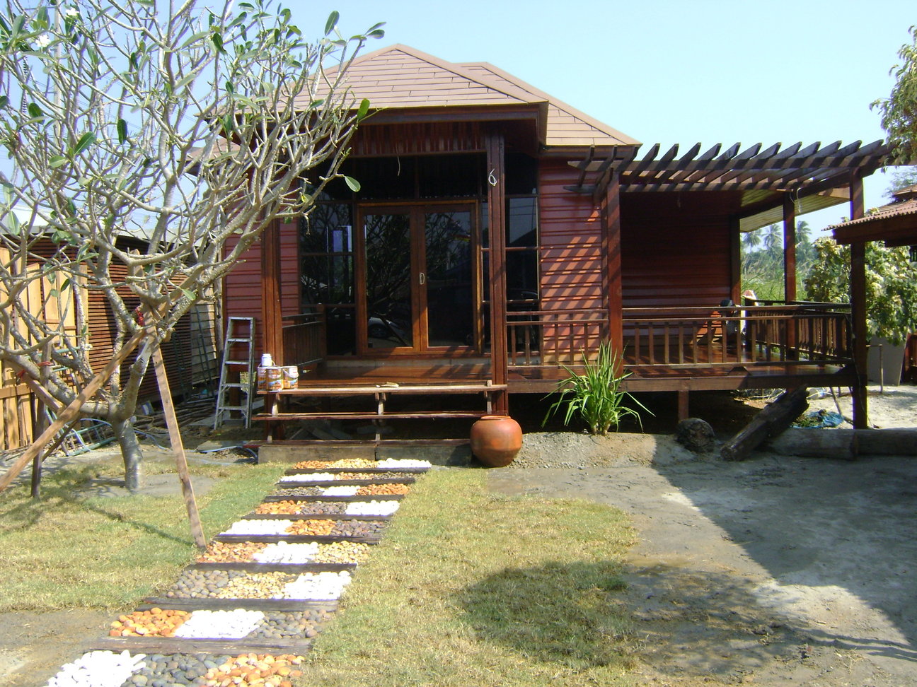 ขายบ้านไม้รีสอร์ท ซุ้มนั่งเล่น ศาลา บ้านทรงไทย บ้านไม้ทุกรูปแบบ รูปที่ 1