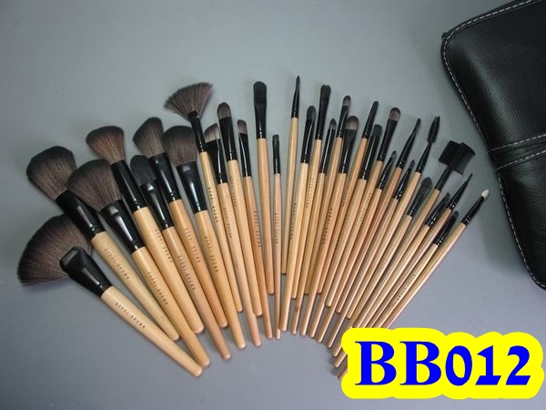 เซตแปรงแต่งหน้า Bobbi brown 32 ชิ้น รูปที่ 3