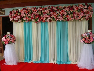 บริการให้เช่า backdrop ฉากผ้า/ซุ้มดอกไม้ประดิษฐ์งานแต่งขนาด กว้าง 3 X สูง 2.20 M. สามารถเลือกสีได้ รูปที่ 2