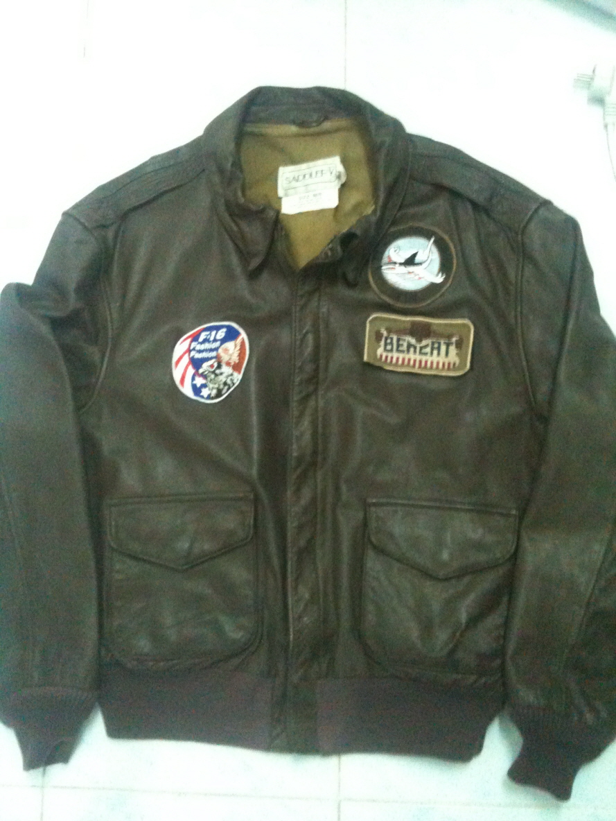 ขายเสื้อกันหนาว a-2 flight jacket สภาพดีครับ รูปที่ 1