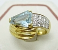 แหวนทอง บลูโทพาส ทองคำฝังเพชร นน. 5.73 g