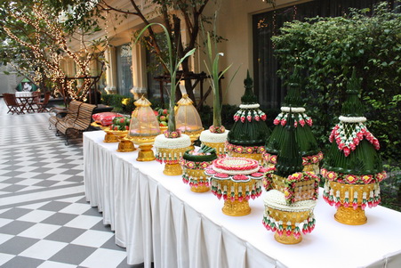 รับทำ รับจัด พานขันหมาก พานพุ่ม จัดดอกไม้ ฝีมือประณีต ราคากันเอง รูปที่ 4