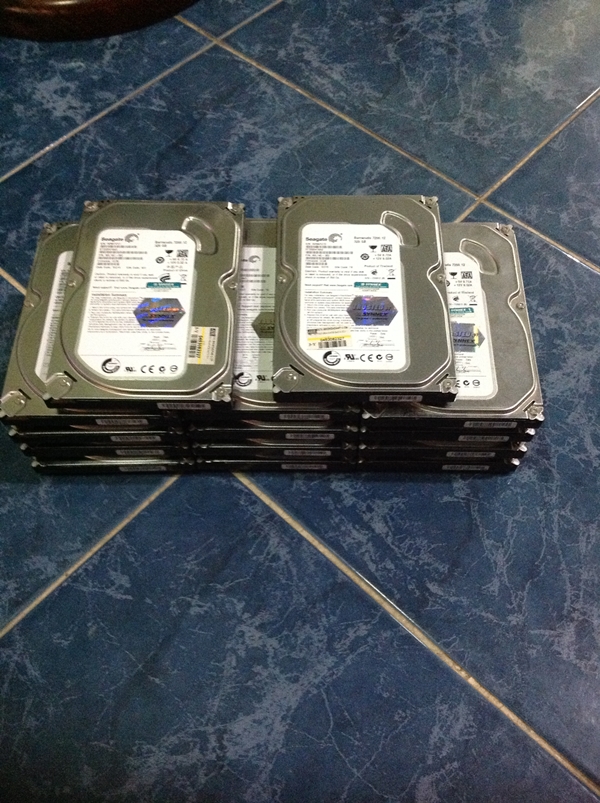 ขาย HDD SEAGATE 320G 900 บาท มี 14 ลูก  รูปที่ 1