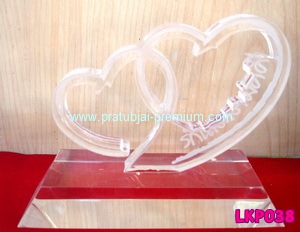 ประทับใจพรีเมี่ยม รับผลิตออกแบบ จำหน่ายสินค้าพรีเมี่ยม  ของแจก ของชำร่วยและ  โล่อะคริลิค รูปที่ 4