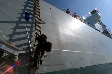 ขายบันไดนำร่อง (pilot ladder) สำหรับใช้ในเรือเดินทะเล รูปที่ 1