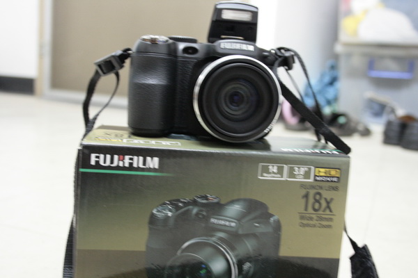ขายกล้อง FUJI FINEPIX S 2950 HD สภาพใหม่ ใช้งานน้อย ราคาคุยได้ รูปที่ 1