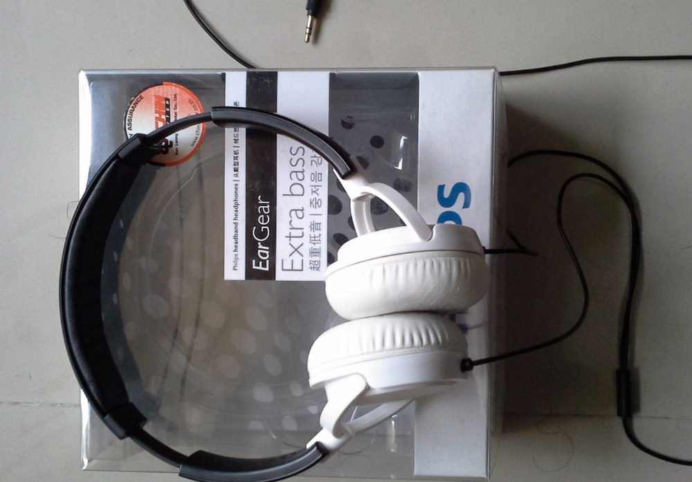 ขายหูฟัง PHILLIP EarGear ครับ เสียงเบสๆนุ่มๆ เสียดายเหมือนกัน แต่ผมไม่ได้ใช้งานแล้ว รูปที่ 6