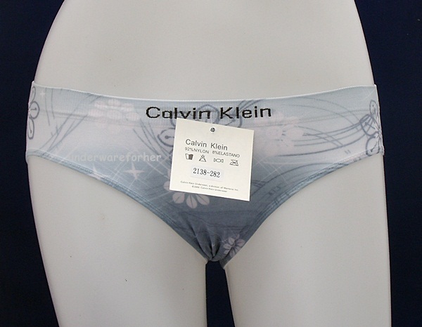 ชุดชั้นในผู้หญิง CK สีเทาอ่อนๆ ขอบพิมพ์ CALVIN KLEIN รูปที่ 1