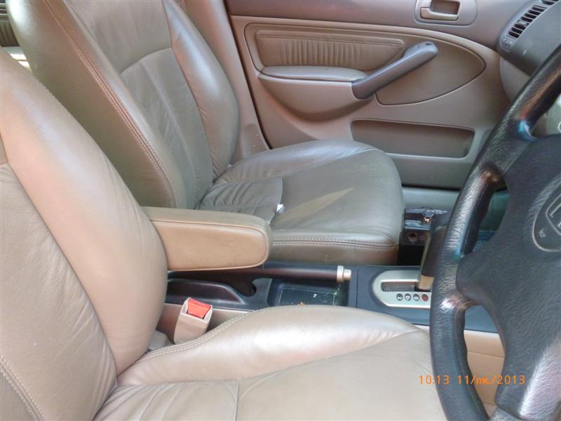 Honda Civic 1.7 Vtec เกียร์ Auto ปี 2001 สวยสภาพดีเจ้าของขายเอง รูปที่ 5