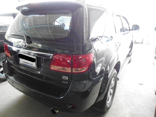 ฟรีดาวน์ Fortuner ปี 2006 สีดำ รวมออกรถ 9,000 บาท รูปที่ 4
