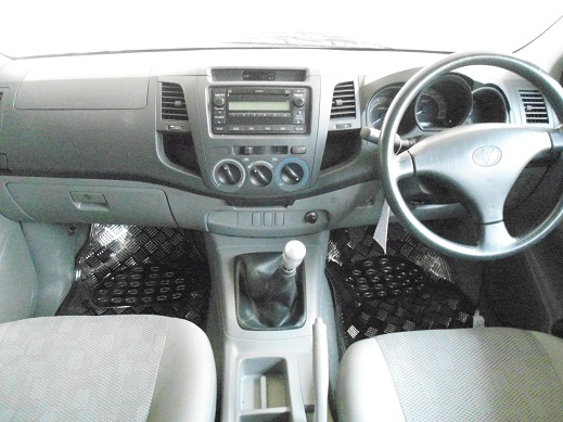 ฟรีดาวน์ Vigo Smart Cab ปี 2009 สี เขียว รวมออกรถ 9,000 บาท รูปที่ 6