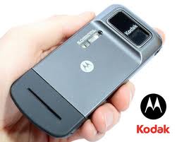 MOTOROLA ZN5 สำหรับคนชอบเล่นกล้อง 5ล้านพิกเซล เทคโนโลยี KODAK Imaging, Perfect Touch รูปที่ 1