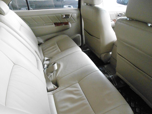 ฟรีดาวน์ Fortuner ปี 2006 สีดำ รวมออกรถ 9,000 บาท รูปที่ 6