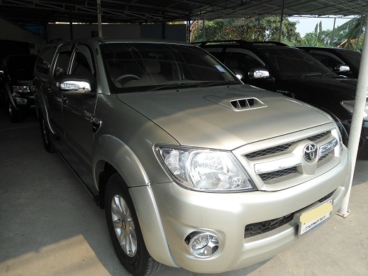 ฟรีดาวน์ Vigo 4Dr ปี 2007 สี บรอนทอง รวมออกรถ 9,000 บาท รูปที่ 2