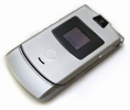 3G Motorola RAZR V3xx มีกล้อง(เลนซ์)หน้าและ หลังเป็น 3G Simปกติ มาใหม่ของใหม่100%มี2สี เงิน และ ทอง 