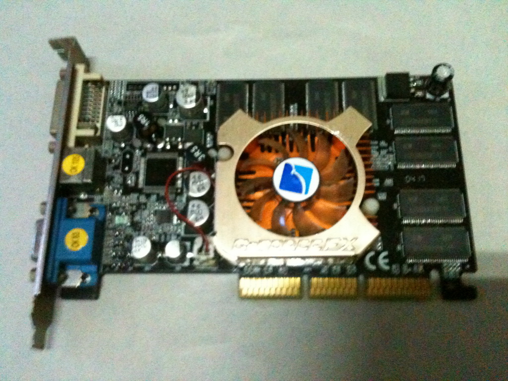 ขาย การ์ดจอ Geforce 5700 LE 128m 128bit AGP (ขายแล้วครับ) รูปที่ 1