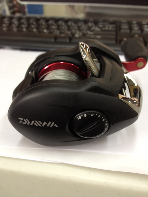 รอกหยดน้ำ Daiwa megaforce รูปที่ 3