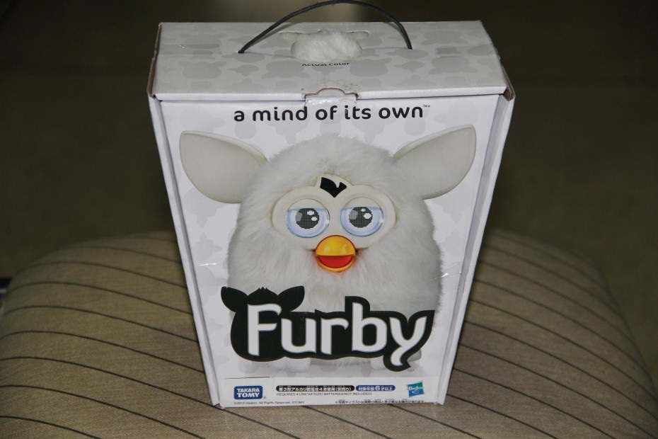 Furby สีขาว From Japan เหลือตัวสุดท้ายแล้วคะ พร้อมส่งหรือนัดรับได้  รูปที่ 1