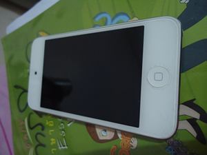 ขายด่วน iPod touch4 32 gb รูปที่ 1