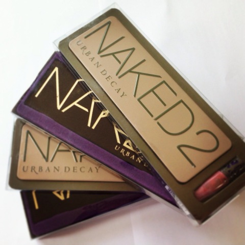 ขาย Naked 1,2 & Stila ของแท้ยืนยันได้ พร้อมส่ง จัดส่งฟรี มีจำนวนจำกัดเข้ามาดูก่อนได้ค่า :) รูปที่ 1