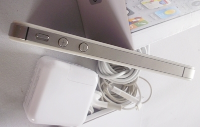 ขาย IPhone4S 16gb สีขาว 95% ศูนย์ทรู 12500 บาทด่วน รูปที่ 6