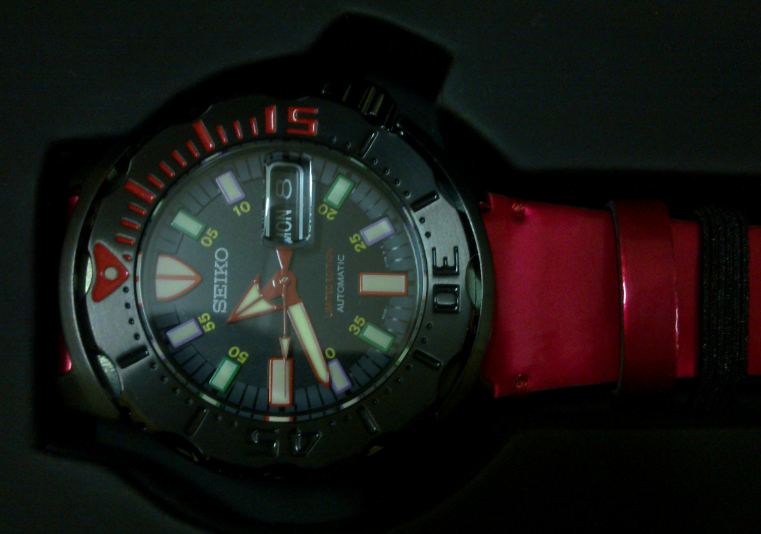 ต้องการขาย Seiko Zamba Monster Limited Edition 2012 (Generation 9) ของใหม่ 100% (ปรับราคา 23,400 บาท) รูปที่ 4