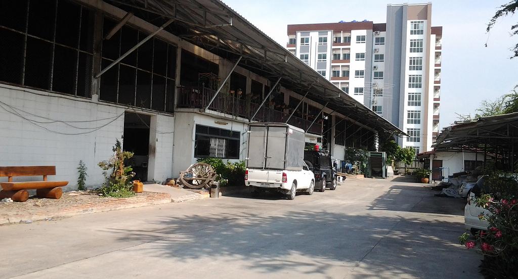 ขายถูก โรงงานหน้านิคมอุตสาหกรรมอมตนคร พร้อมที่ดิน 7 ไร่ ห่างจากถนนบางนา-ตราด 200 เมตร เลยทางลงทางยกระดับช่องสุดท้าย ใกล้นิคมอมตะนคร ทางด่ รูปที่ 3