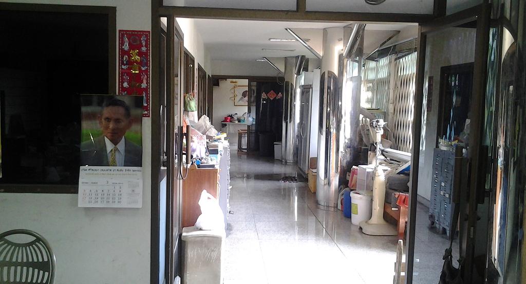 ขายถูก โรงงานหน้านิคมอุตสาหกรรมอมตนคร พร้อมที่ดิน 7 ไร่ ห่างจากถนนบางนา-ตราด 200 เมตร เลยทางลงทางยกระดับช่องสุดท้าย ใกล้นิคมอมตะนคร ทางด่ รูปที่ 4