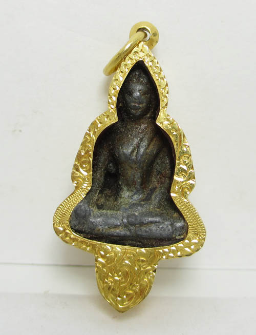พระยอดธง เนื้อชิน เลี่ยมทองคำ สภาพเก่า น่าสะสม นน. 23.70 g รูปที่ 3