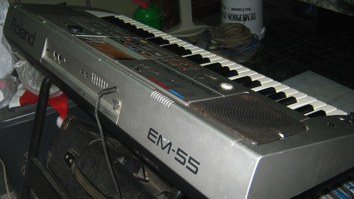 ขายคีบอร์ด Roland EM 55 มือสองสภาพ 80 % ราคา 11,500 บาท รูปที่ 6