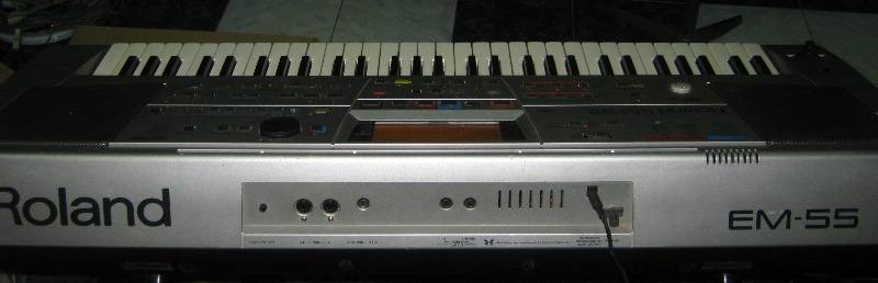 ขายคีบอร์ด Roland EM 55 มือสองสภาพ 80 % ราคา 11,500 บาท รูปที่ 5