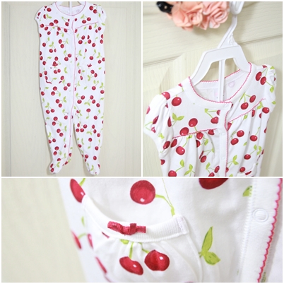 บอดี้สูท (Bodysuit) แบรนด์ Gymboree สีขาวลายเชอร์รี่แดง รูปที่ 1