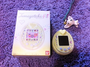 ขาย Tamagotchi 2013 สภาพดี สีเหลือง รูปที่ 1