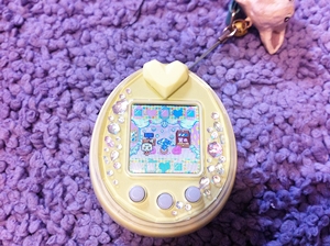 ขาย Tamagotchi 2013 สภาพดี สีเหลือง รูปที่ 3