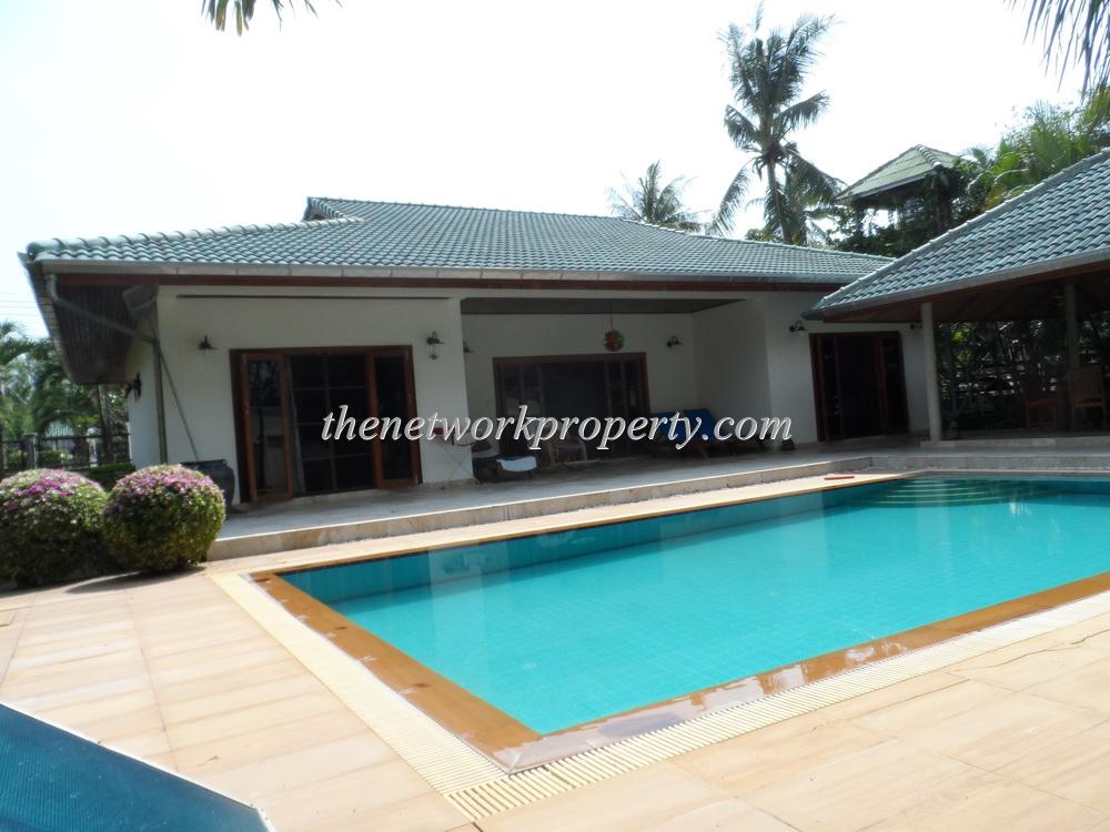 Rawai / 872 sq.m. land size with 3 bedrooms รูปที่ 1