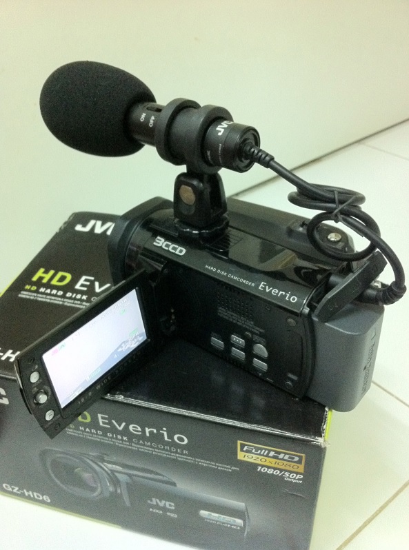 ขาย กล้องวีดีโอ JVC Everio Camera GZ-HD6 25,000 บาท แถม(JVC DVD Burner CU_VD40+ไมค์+แบต) รูปที่ 3