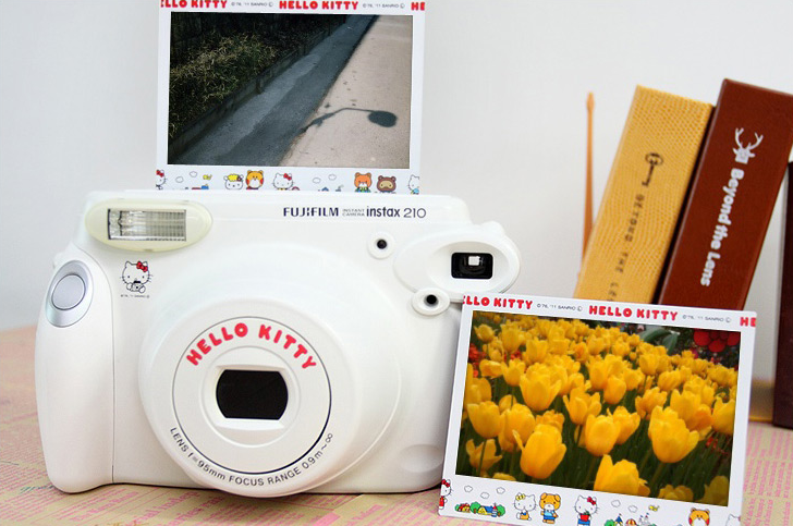 กล้องโพลารอยด์ Instax 210 Hello Kitty (Limited Edition) รูปที่ 1