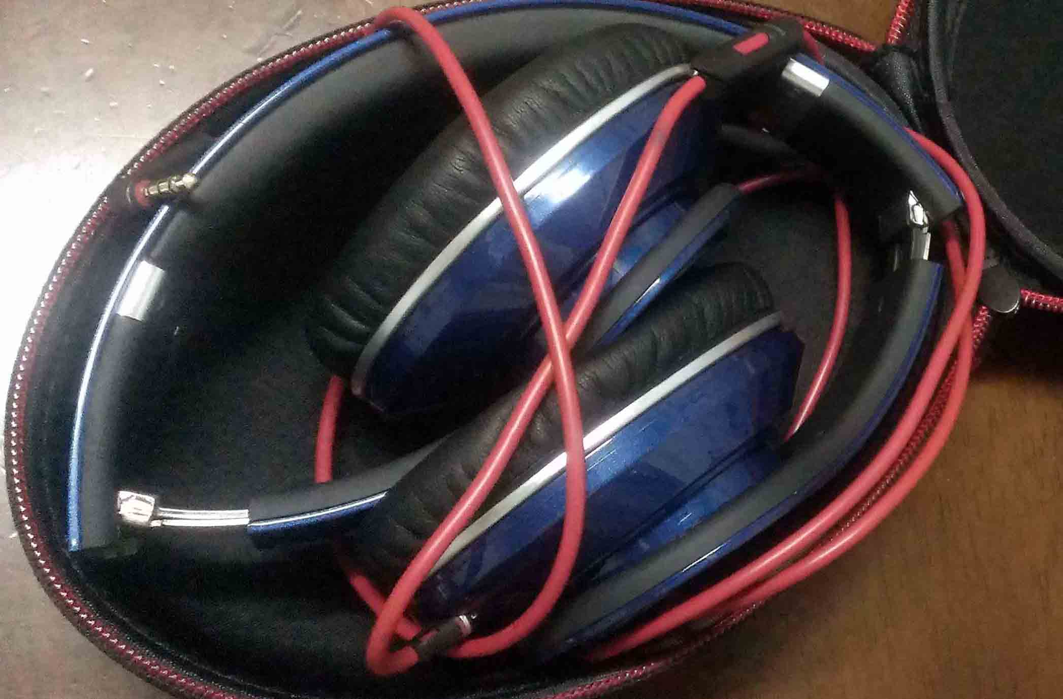 ขาย BeatsStudio สีน้ำเงินแท้!! 9000 จากร้าน เฮียมั่นคง รูปที่ 5