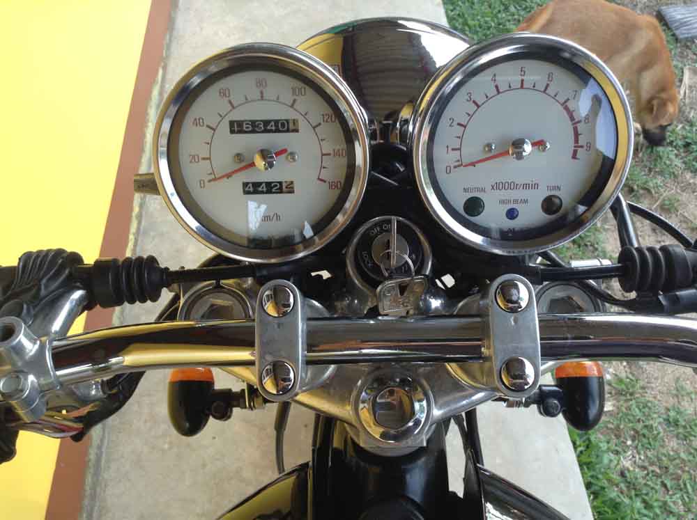 ด่วน!!ขาย Yamaha SR400 (69,000) แต่งพอตัว+อินวอยท์ สภาพยิ้มได้ครับ.. รับรอง (คุ้มครับ) รูปที่ 5