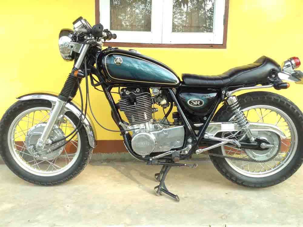 ด่วน!!ขาย Yamaha SR400 (69,000) แต่งพอตัว+อินวอยท์ สภาพยิ้มได้ครับ.. รับรอง (คุ้มครับ) รูปที่ 2