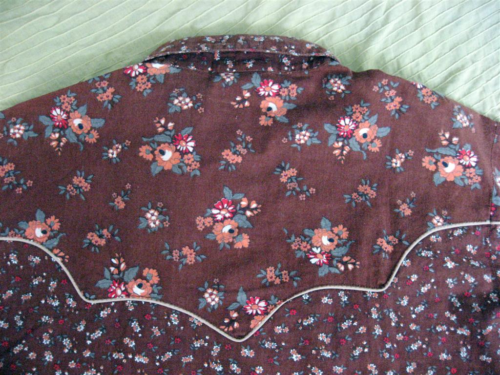 เสื้อCow Boyกระดุมมุกเหลี่ยม Vintageเก่าแท้ ผ้าลายดอก Size M รูปที่ 7